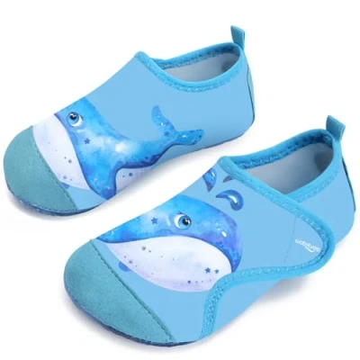 Abbildung von Badeschuhe Kinder Strandschuhe Schwimmschuhe Jungen Baby Wasserschuhe Schnell Badesoken Aquaschuhe Trocknend Barfuss Schuhe（Wale SkyBlue 30/31）