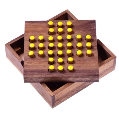 Abbildung von Logoplay Holzspiele Spiel, Solitär Gr. S gelbe Stecker Spielfeld 11 x cm Solitaire KnobelspielHolzspielzeug