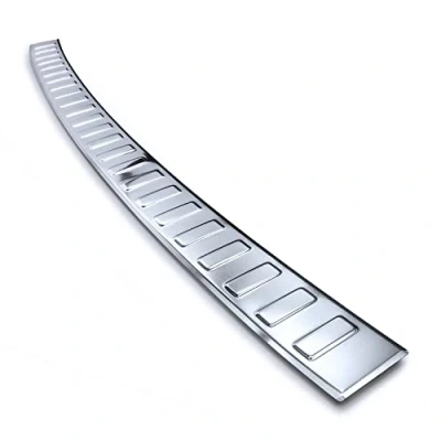 Abbildung von teileplus24 AL164 Ladekantenschutz Aluminium kompatibel mit Mazda MX 30 DR 2020 , Farbe:Silber