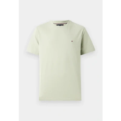 Abbildung von Tommy Hilfiger T Shirt &quot;ESSENTIAL REG FIT SOLID TEE mit Stickerei und Rundhals&quot;, unifarben, casual, regular fit, Baumwolle, Rundhals
