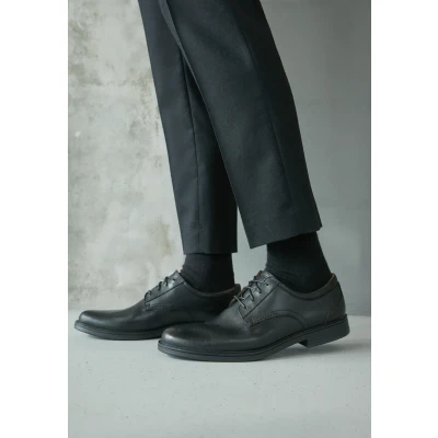 Abbildung von Clarks UN Aldric LACE BusinessSchnürer, Herren, Größe: 39.5, Black Schuhe