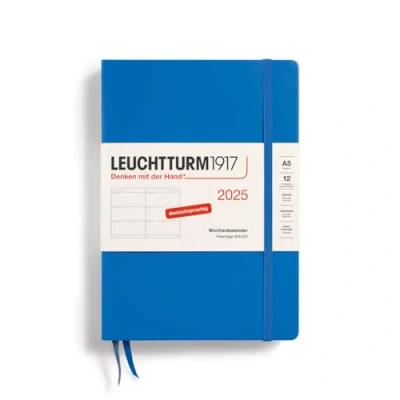 Abbildung von LEUCHTTURM1917 370547 Wochenkalender Medium (A5) 2025, Sky, Deutsch