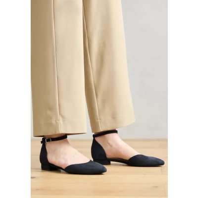 Abbildung von Tamaris Riemchenballerina, Damen, Größe: 39, Navy Schuhe