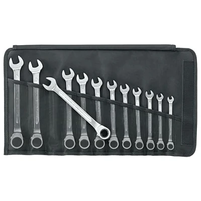 Abbildung von STAHLWILLE 17/12 l Ratschen Ringmaulschlüssel Set 12 tlg. l abgewinkelte Ringseite l extrem belastbar schraubenschonend l in robuster Rolltasche