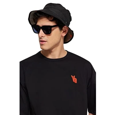 Abbildung von Trendyol Herren Oversize Basic Rundhals Strick T Shirt Hemd, Schwarz, L