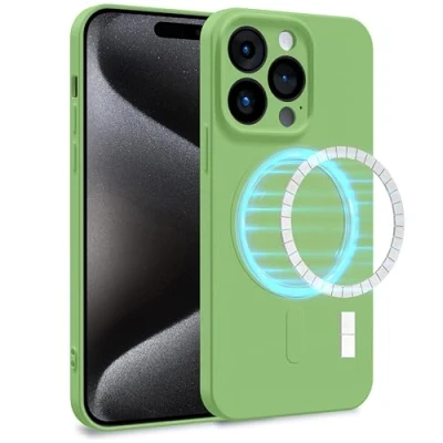 Abbildung von MyGadget Hülle für Apple iPhone 15 Pro [ kompatibel mit MagSafe ] Zweilagige Handyhülle Kameraschutz Cover Innenfutter &amp; Silikon außen Grün