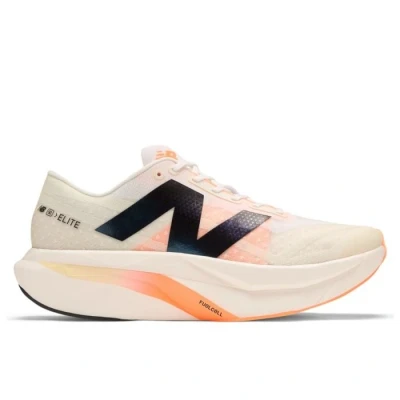Abbildung von New Balance FuelCell SuperComp Elite V4 Weiß 42½