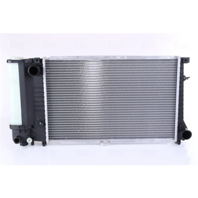 Abbildung von NISSENS 60736A Kühler, Motorkühlung Aluminium 520 329 32 Kühlrippen gelötet BMW: 5 Limousine, Touring