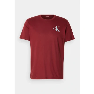 Abbildung von Calvin Klein Jeans LEFT Chest LOGO TEE Tshirt basic, Herren, Größe: Small, Renaissance red