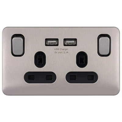 Abbildung von Schneider Electric Lisse Abdeckung, schraubenlos, Deko, geschaltete Doppelsteckdose, einpolig, mit USB Ladeanschlüssen, 13 A, GGBL30202USBABSSS, Edelstahl schwarzem Einsatz