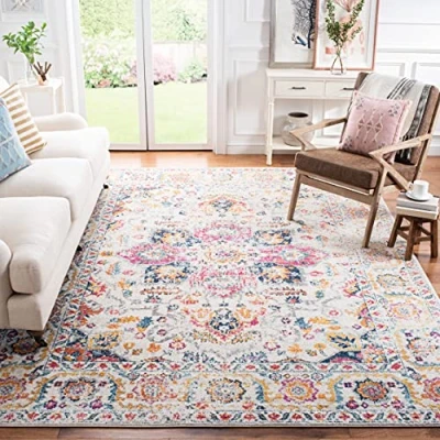 Abbildung von SAFAVIEH Distressed Teppich für Wohnzimmer, Esszimmer, Schlafzimmer Madison Collection, Kurzer Flor, Fuchsia und Elfenbein, 91 X 152 cm