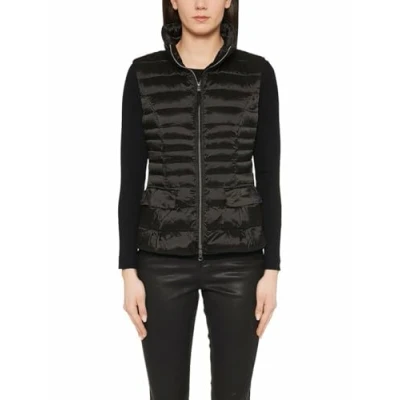 Abbildung von Marc Cain Essentials Damen Sport Outdoor Weste+E3715W11, Schwarz (Black 900), 36 (2)
