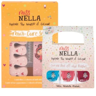 Abbildung von Miss Nella NAGELKIT &amp; 3 NAGELPACKET Nagelzubehör für Kinder abziehbare Nagellacke, Nagelaufkleber, Tattoos, Nagelfeile Zehenspreizer speziell gefertigt Kinderhände, und Füße.