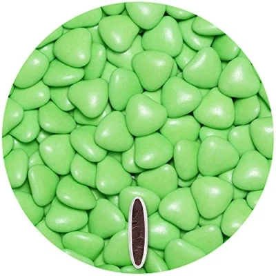 Abbildung von EinsSein® Schokoherzen 500g ca. 245 St. hellgrün glanz med. Gastgeschenke Hochzeit Schokolade Schokolinsen Dragees dunkle Taufe Herz candy bar bonboniere Hochzeitsmandeln Taufmandeln Herzdragees