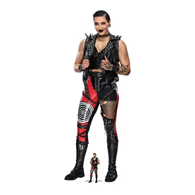 Abbildung von SC4264 Rhea Ripley WWE Pappaufsteller in Lebensgröße mit Mini Wrestling Stern