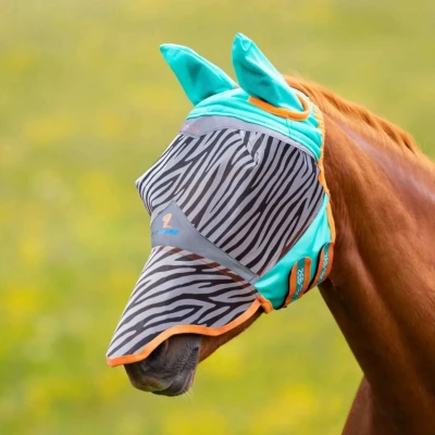 Abbildung von Shires Fliegenmaske mit Ohren und Nase Zebra Vollblut
