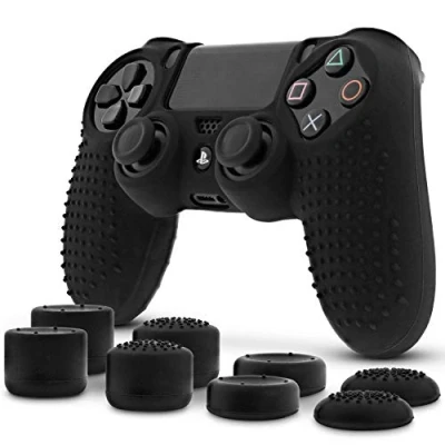 Abbildung von Fosmon PS4 Controller Grip/Silikon Hülle/Stick Aufsätze/Kappen Gel Set[HOCHWERTIGWEICHERGONOMISCHANTI RUTSCH100% Silikon Kautschuk][+ 8 Thumbstick/Schutzkappen]Sony Dualshock 4/Slim/Pro Schwarz