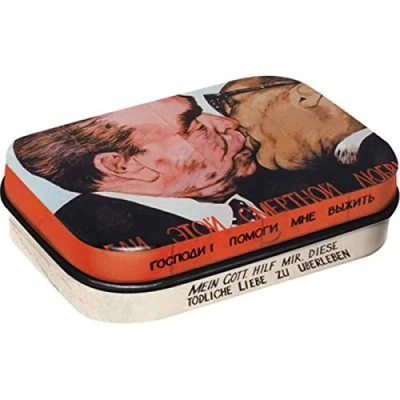 Abbildung von Nostalgic Art 81239, Berlin City Style, Bruderkuss, Pillendose