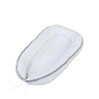 Abbildung von babybay Kuschelnest, weiß Punkte perlgrau
