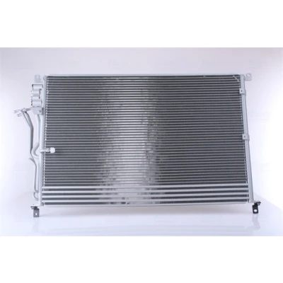 Abbildung von NISSENS 94724 Klimakondensator ohne Trockner Aluminium 770 R 134a AUDI: A8 D3