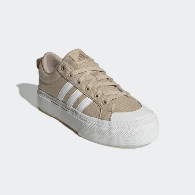 Abbildung von adidas Sportswear Sneaker &quot;BRAVADA 2.0 PLATFORM&quot;, Design auf den Spuren des Nizza