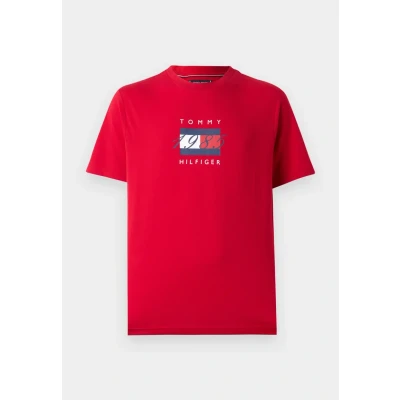Abbildung von Tommy Hilfiger Herren Linear Flag Graphic Tee Mw0Mw41338 S/S T Shirt, Red (Medium Red), L