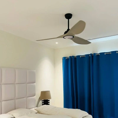 Abbildung von Kichler KLF Imari 65 SBK Deckenventilator Ø102cm LED 16W 3000K für den Innenbereich Stahl Satinschwarz, ABS Nussbaum weiß dimmbar mit