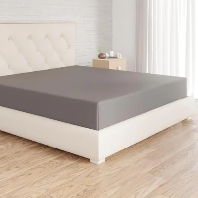 Abbildung von Amazon Basics Spannbetttuch, Jersey, Dunkelgrau 180 x 200 cm