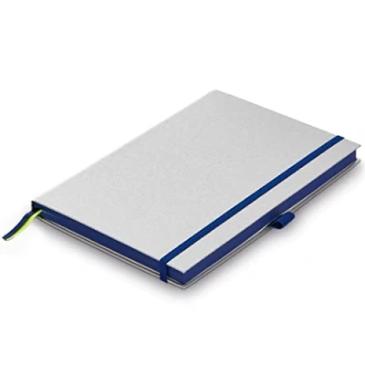 Abbildung von Lamy paper Hardcover A6 Notizbuch 810 Format DIN (102 x 144 mm) in dunkelblau mit Lineatur, 192 Seiten und elastischem Verschlussband oceanblue