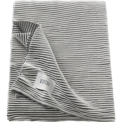 Abbildung von SCHÖNER WOHNEN Kollektion Wohndecke &quot;Liv&quot;, mit Biesenoptik, Kuscheldecke