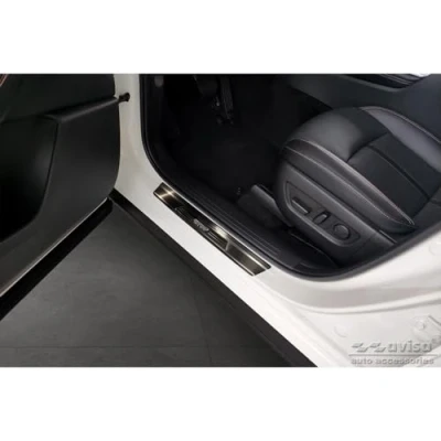 Abbildung von Schwarz Edelstahl Einstiegsleisten kompatibel mit Mazda CX 60 2022 &#039;Performance Special Edition&#039; 4 Teilig