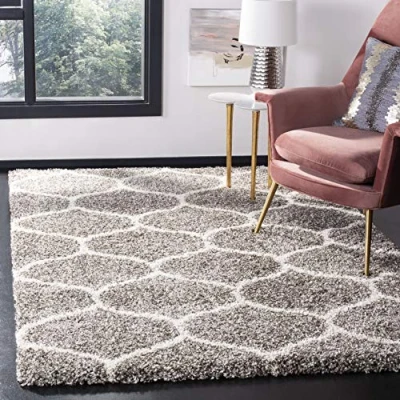 Abbildung von SAFAVIEH Zottelig Teppich für Wohnzimmer, Esszimmer, Schlafzimmer Hudson Shag Collection, Hoher Flor, Grau und Elfenbein, 155 X 229 cm