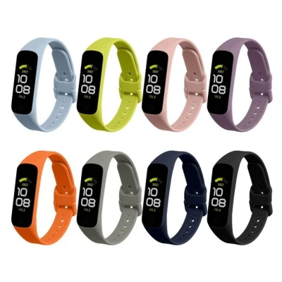 Abbildung von kwmobile Uhrenarmband 8x Sportarmband für Samsung Galaxy Fit 2 Armband, Armband TPU Silikon Großes Set Fitnesstracker verschiedene Farben