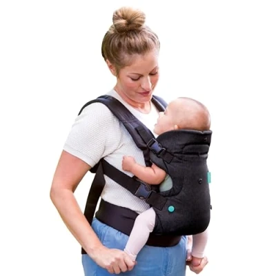 Abbildung von Infantino Flip 4 in 1 Trage mit waschbarem Lätzchen Ergonomisch, umwandelbar, dem Gesicht nach innen und außen, Vorder Rückentrage für Neugeborene ältere Babys 3,6 14,5 kg