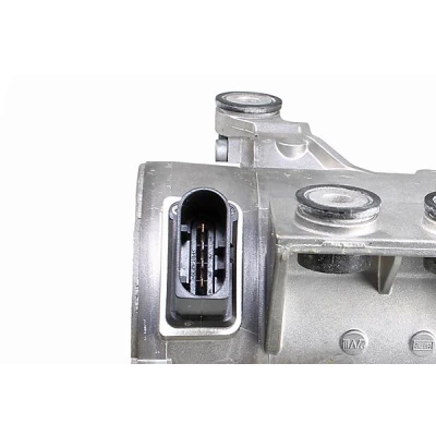 Abbildung von METZGER 4007001 Wasserpumpe mit Schrauben elektrisch ORIGINAL ERSATZTEIL BMW: 5 Limousine, 3 Touring