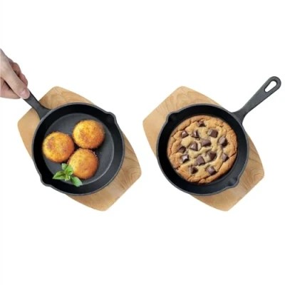 Abbildung von Navaris Bratpfanne 2x Gusseisenpfanne klein mit Holzstand Servierpfanne aus Gusseisen