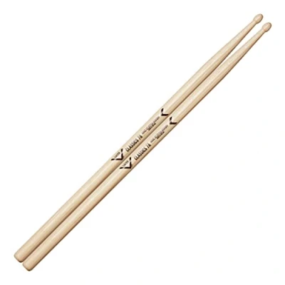 Abbildung von Vater VHC7AW Classics 7A Hickory Drumsticks mit Holzspitze, Paar