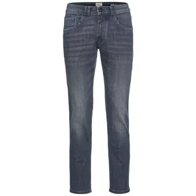 Abbildung von camel active Slim fit Jeans mit Leder Badge