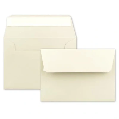 Abbildung von 50x Brief Umschläge B6 Vanille (Creme) 12,5 x 17,5 cm Haftklebung 120 g/m² schmale Verschluss Lasche hochwertige Einladungs