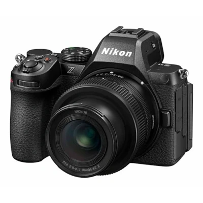 Abbildung von Nikon Z5 II + NIKKOR Z 24 50mm f/4 6.3