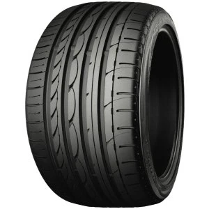 Abbildung von Yokohama Advan Sport (V103A) 295/40 R20 106Y PKW Sommerreifen Reifen MERCEDES BENZ: ML Klasse, GLC SUV, Coupe R6148