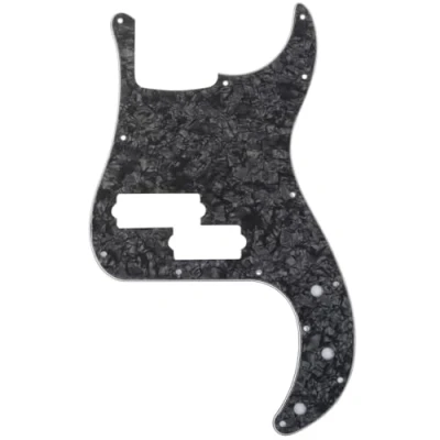 Abbildung von Musiclily Pro 5 Saiter 13 Löcher P Bass Pickguard PB style Schlagbrett für Fender Mexican Precision Bass,4 lagig Black Pearl