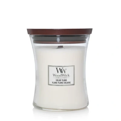 Abbildung von Solar Ylang Medium Kerze WoodWick