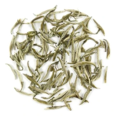 Abbildung von tea exclusive Jasmine Silver Needle Weißer Tee mit Jasmin frisch, lieblicher &amp; duftender Jasmintee aus China Dose 50g
