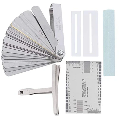 Abbildung von Luthier Gitarrenwerkzeugset, einschließlich Sander Radius Gauge String Action Ruler Fingerboard Guards Guitar Repair and Maintenance Tools