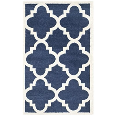 Abbildung von SAFAVIEH Geometrisch Teppich für Wohnzimmer, Esszimmer, Schlafzimmer Amherst Collection, Kurzer Flor, Marine und Beige, 91 X 152 cm