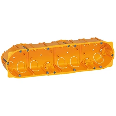 Abbildung von Legrand 080054 vierfach Unterputzdose / BATIBOX Hohlwanddose, 4 F T=50MM