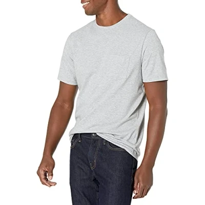 Abbildung von Amazon Essentials Herren T Shirt mit kurzen Ärmeln, Rundhalsausschnitt und Tasche in normaler Passform, 2er Pack, Grau Meliert, XS