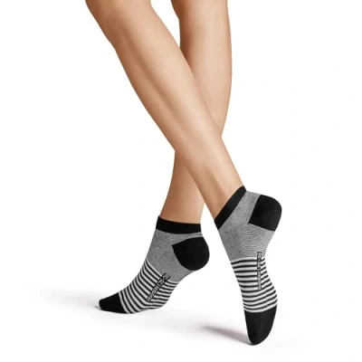 Abbildung von Hudson Damen Sneaker Socken Sporty Stripe Fashion Black 0005 39 42