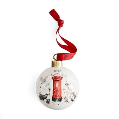 Abbildung von Royal Worcester Wrendale Designs Weihnachtskugel aus Keramik, limitierte Auflage 2023
